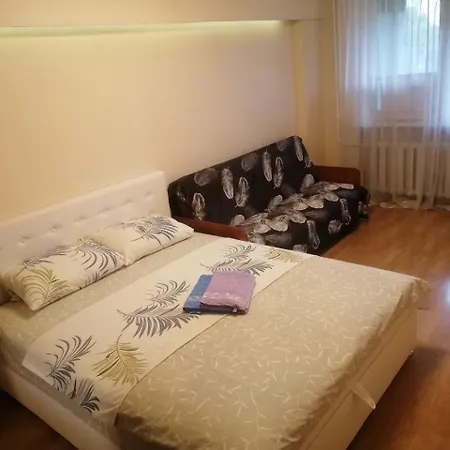по улице большая васильковская, 129 *